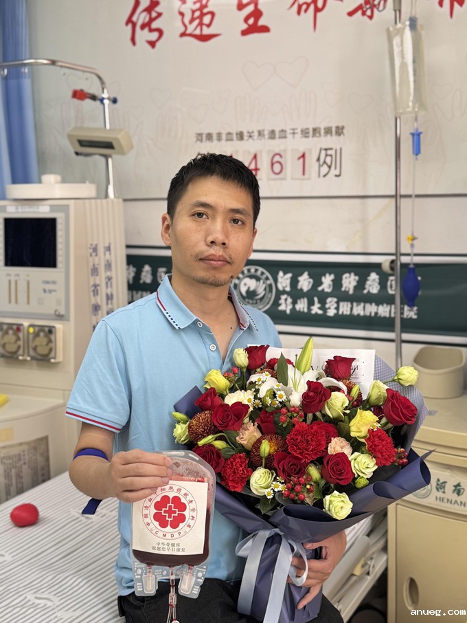 简耀_副本.jpg 简耀_副本.jpg